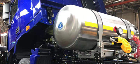 Цилиндр для хранения сжиженного природного газа в заводских сосудах высокого давления