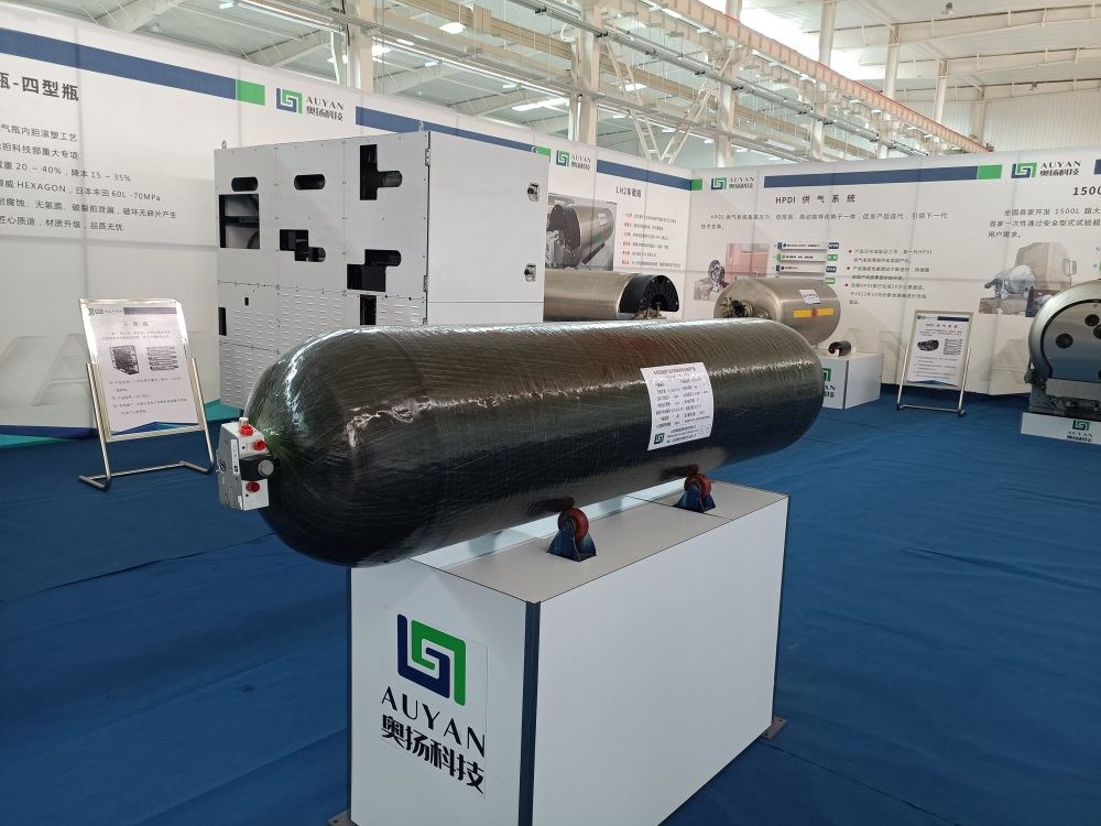 High Pressure Equipment Hydrogen Tank Type III IV CHG Cylinders for Vehicles