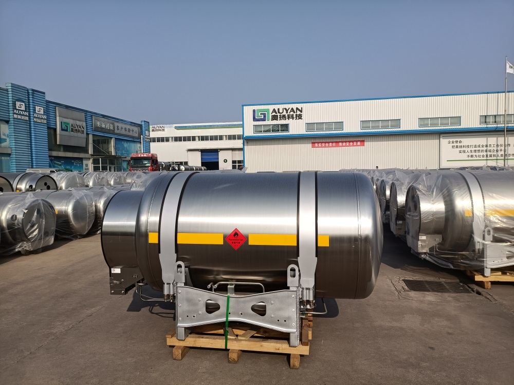 The Benefits of Using AUYAN LNG Cylinders for Vehicles